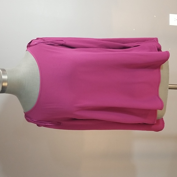 Vince Camuto mulberry blouse with fantastic sleeves in size medium - Picture 7 of 10